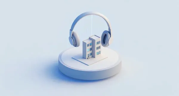 Viñeta isométrica de soporte técnico para empresas: una diadema de soporte gigante arquea su banda protectora sobre un pequeño edificio de oficinas cuyas ventanas brillan en azul cobalto bajo el arco.